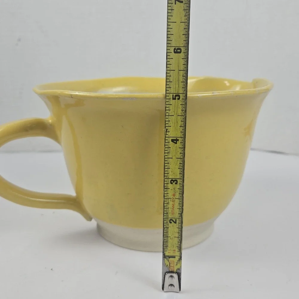 Vtg Art Pottery Yellow Speckled Batter Mixing Bowl Spout Handle Signed Farmhouse